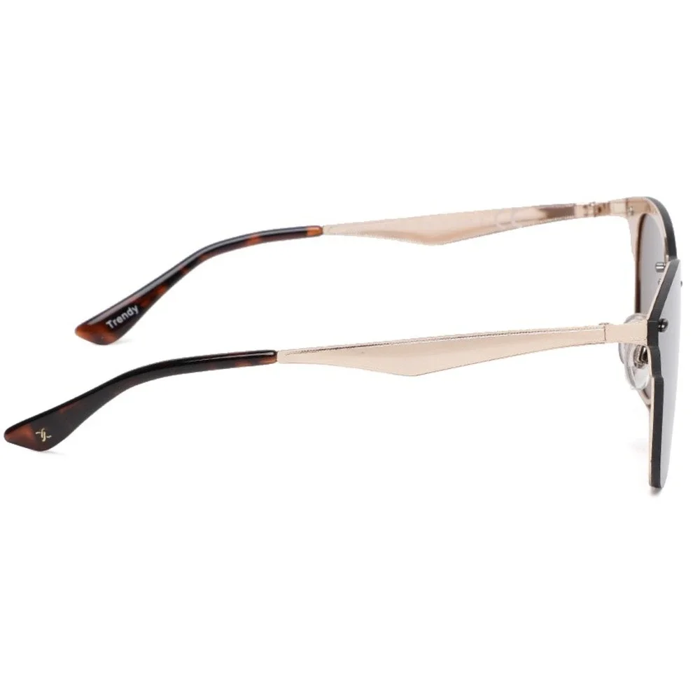 N/A stylish sunglasses